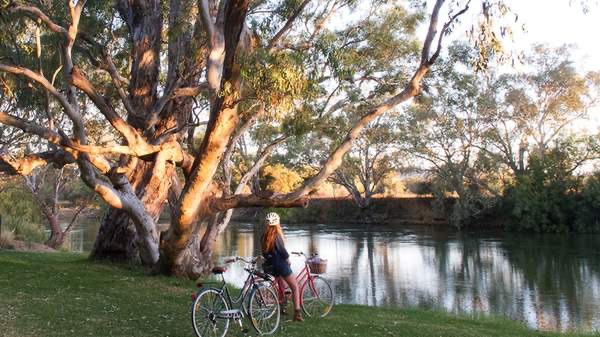 A Weekender’s Guide to Albury – Jasmine Crittenden. Journalist ...